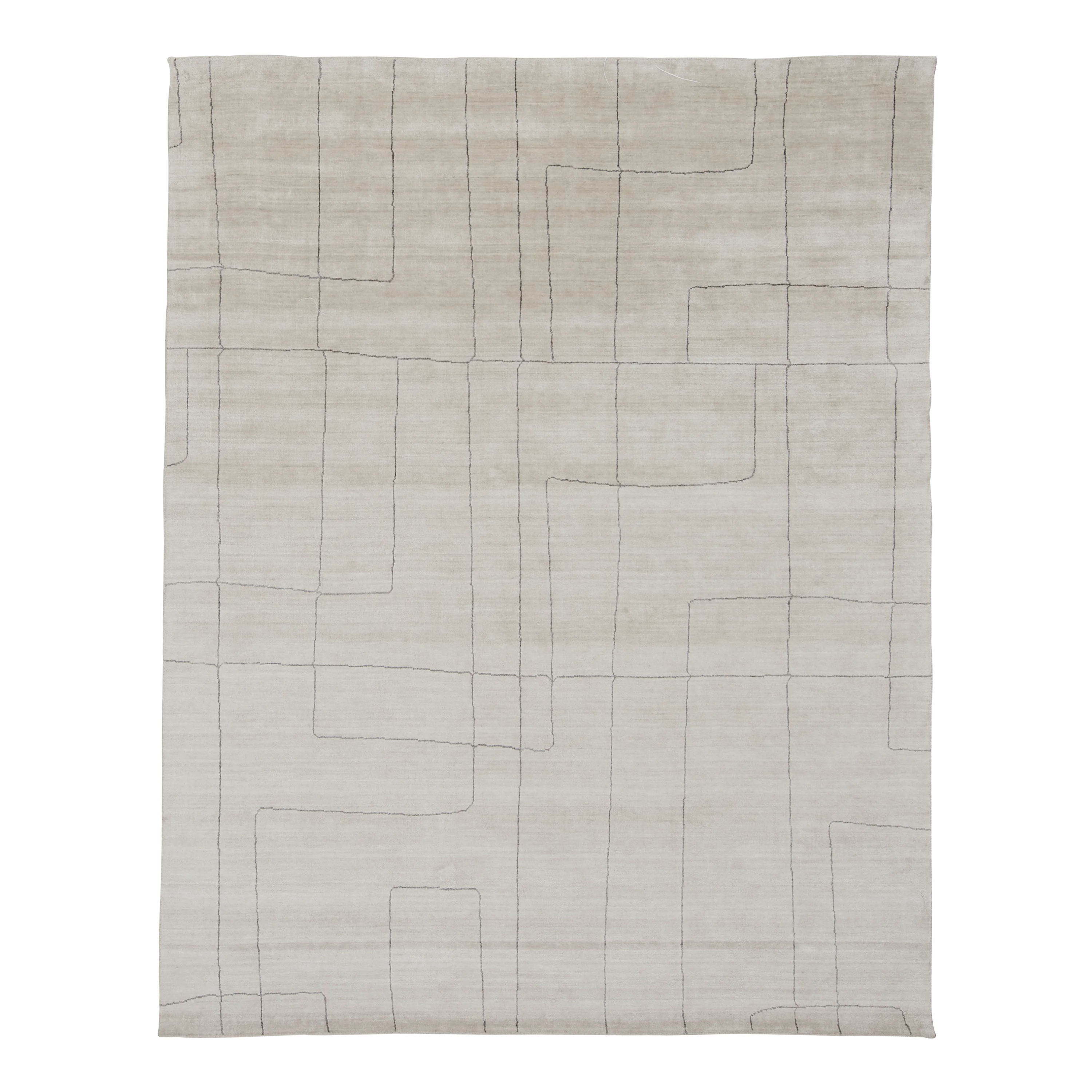 At Mkt, we believe rug design is a fine balance of modernity and tradition.