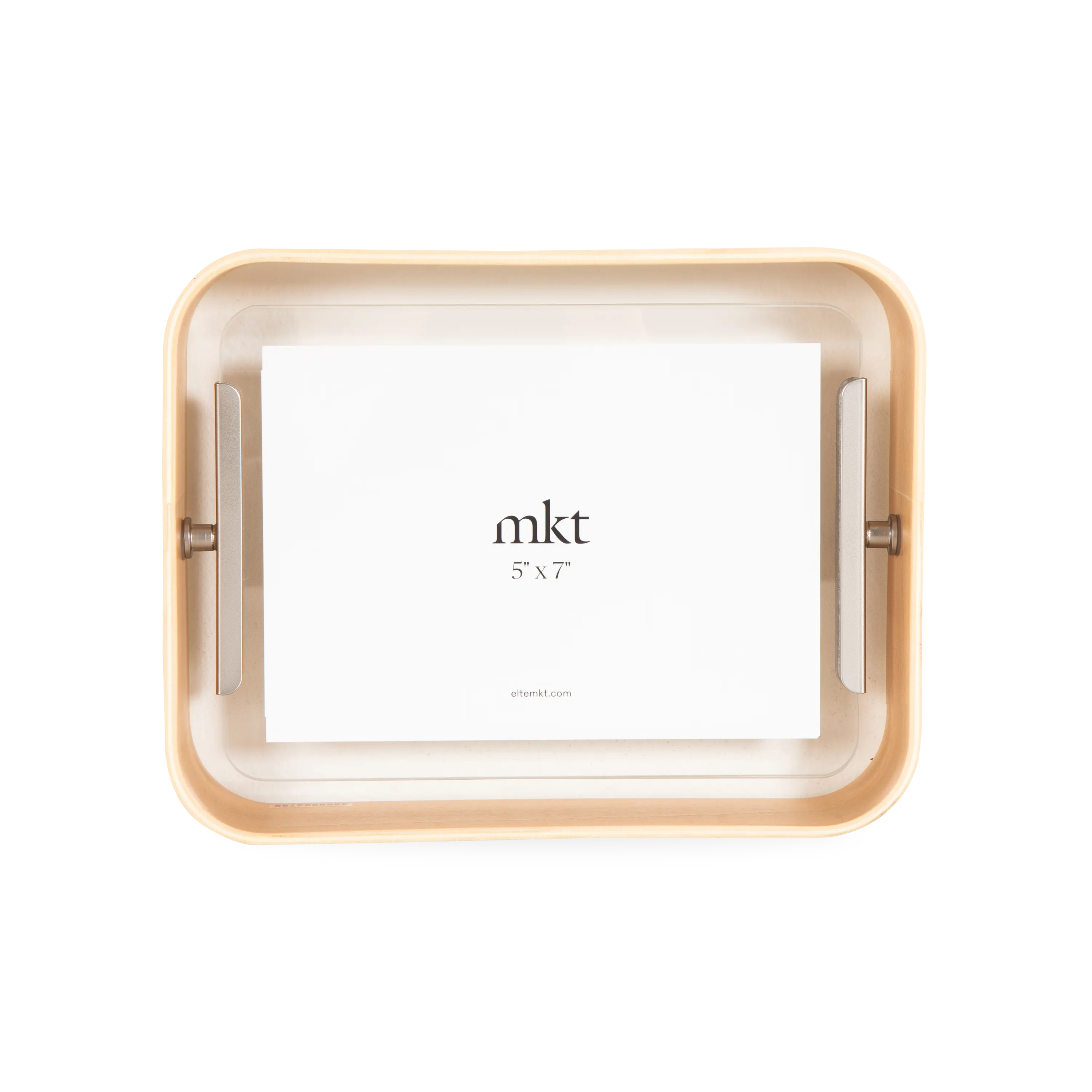 This double-sided frame is made using sustainable beechwood and it has adjustable orientation options so that you can display your pictures either in portrait or landscape mode.