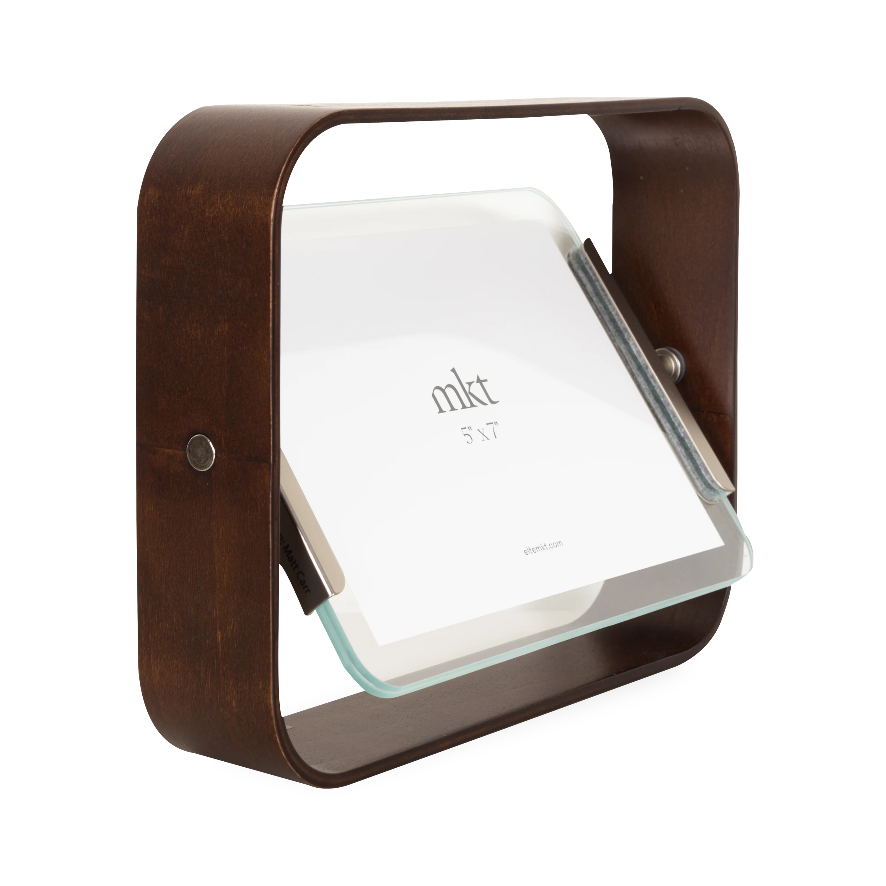 This double-sided frame is made using sustainable walnut ash and it has adjustable orientation options so that you can display your pictures either in portrait or landscape mode.