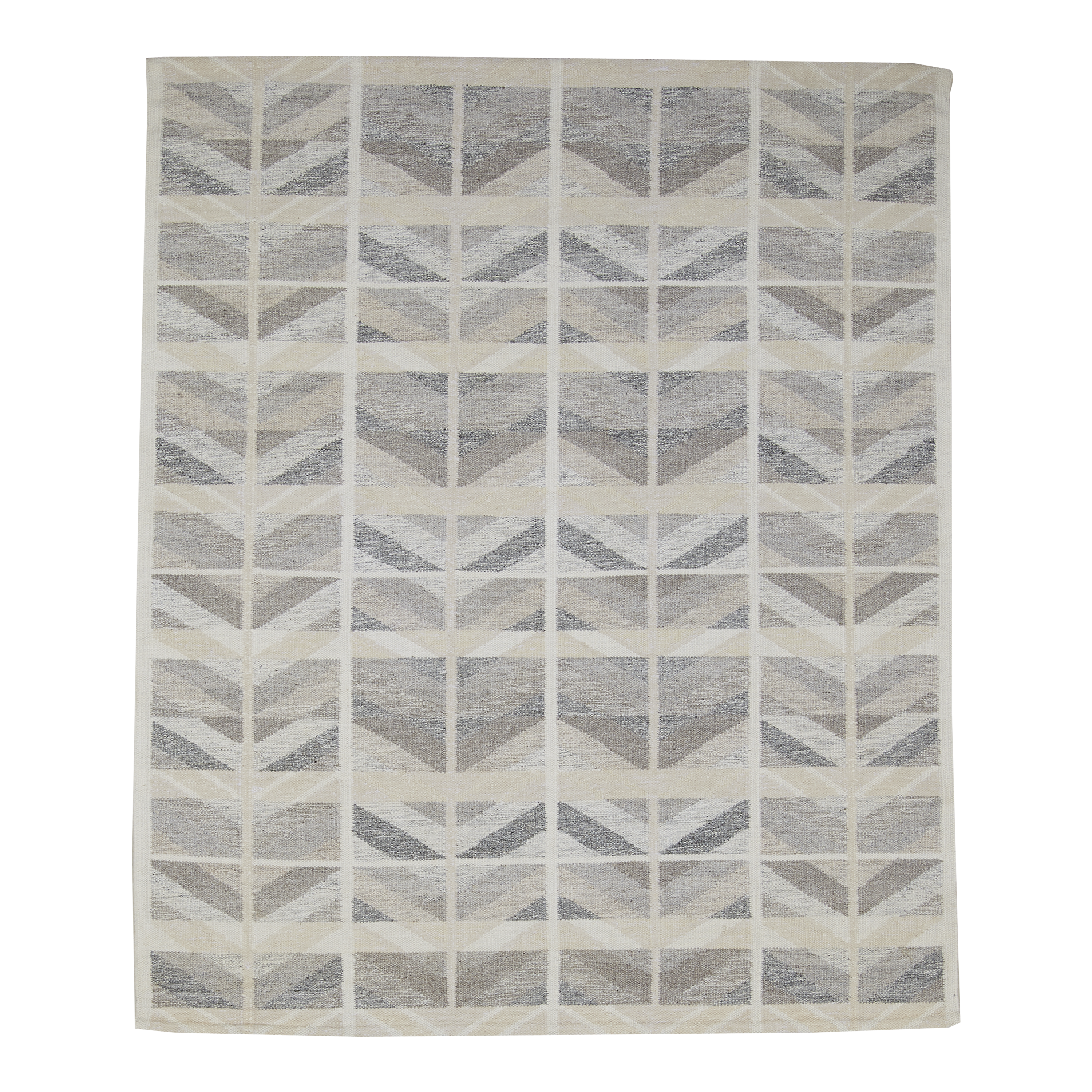 An homage to Scandinavia's long history of rug craftmanship, the Scandinavian Flatweave Collection draws inspiration from mid-century Swedish textiles, uniting traditional techniqu