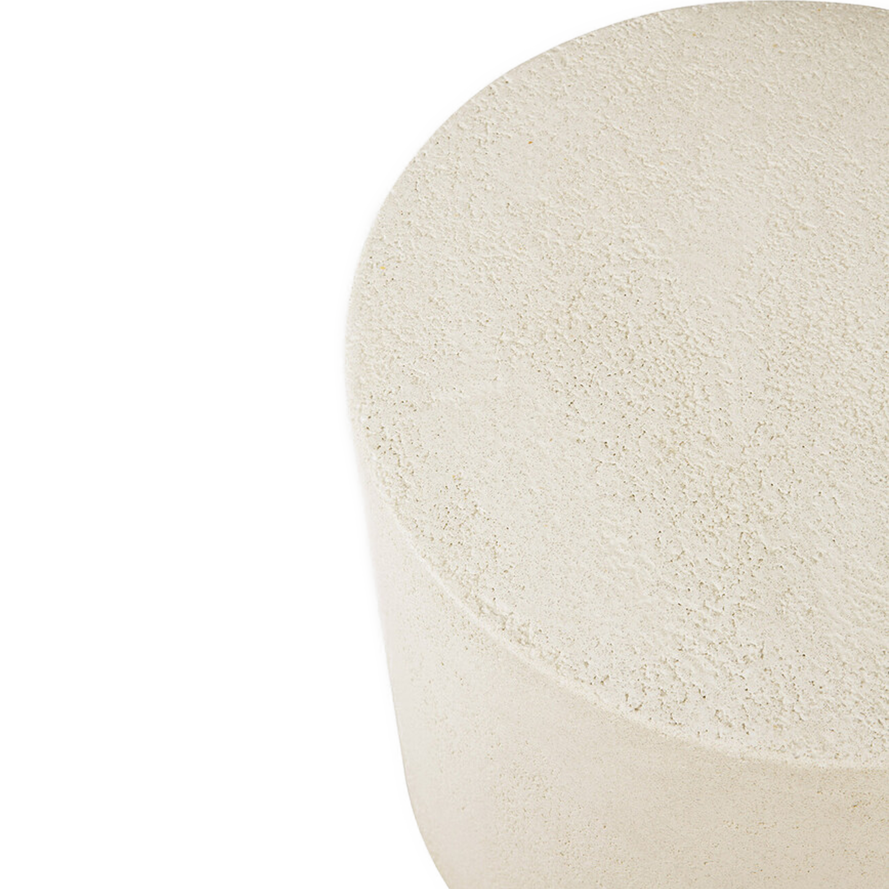 Defined by elegant simplicity, the Sola Side Table is where seamless and softened forms seamlessly merge with textural character under the skilled hands of artisans.