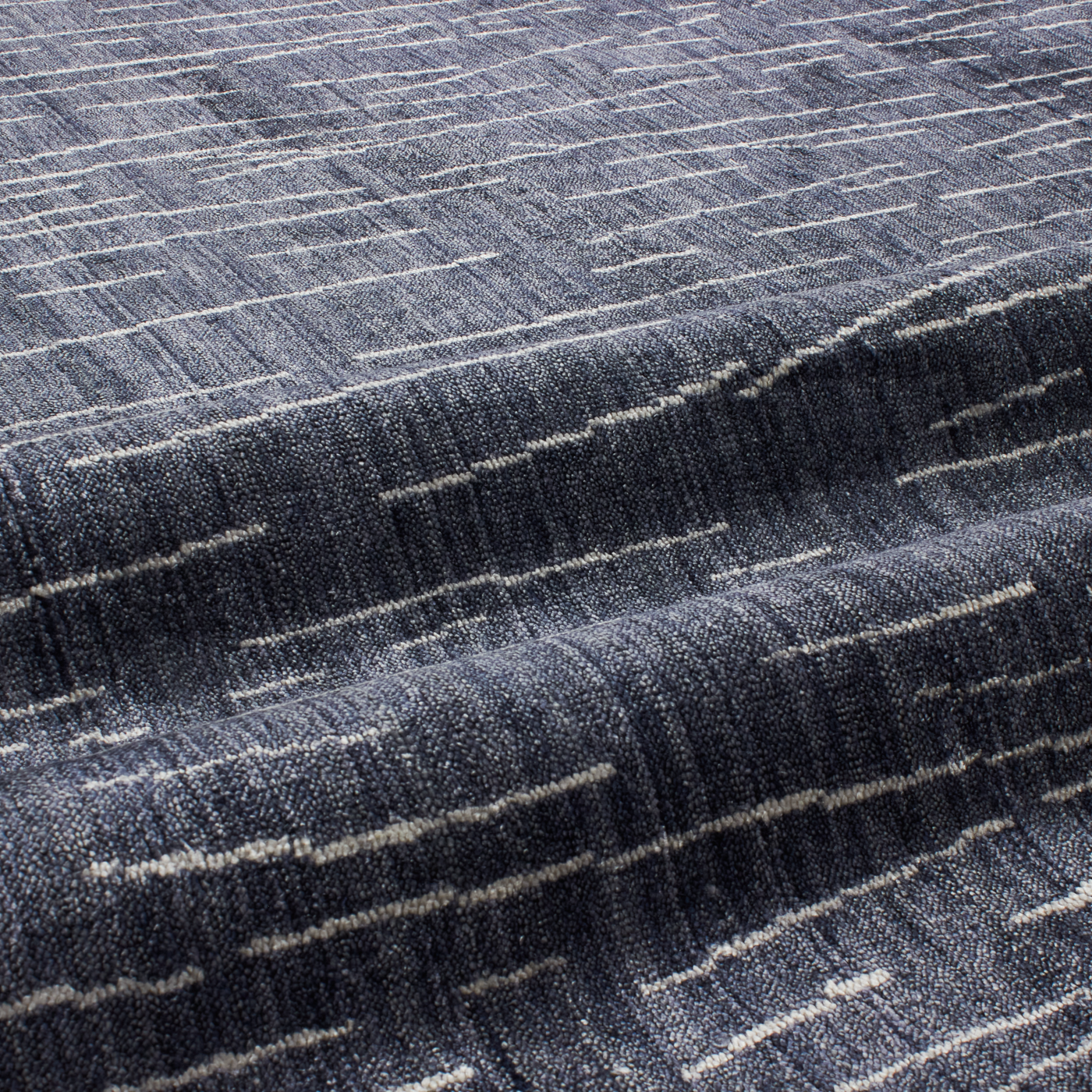 At Mkt, we believe rug design is a fine balance of modernity and tradition.