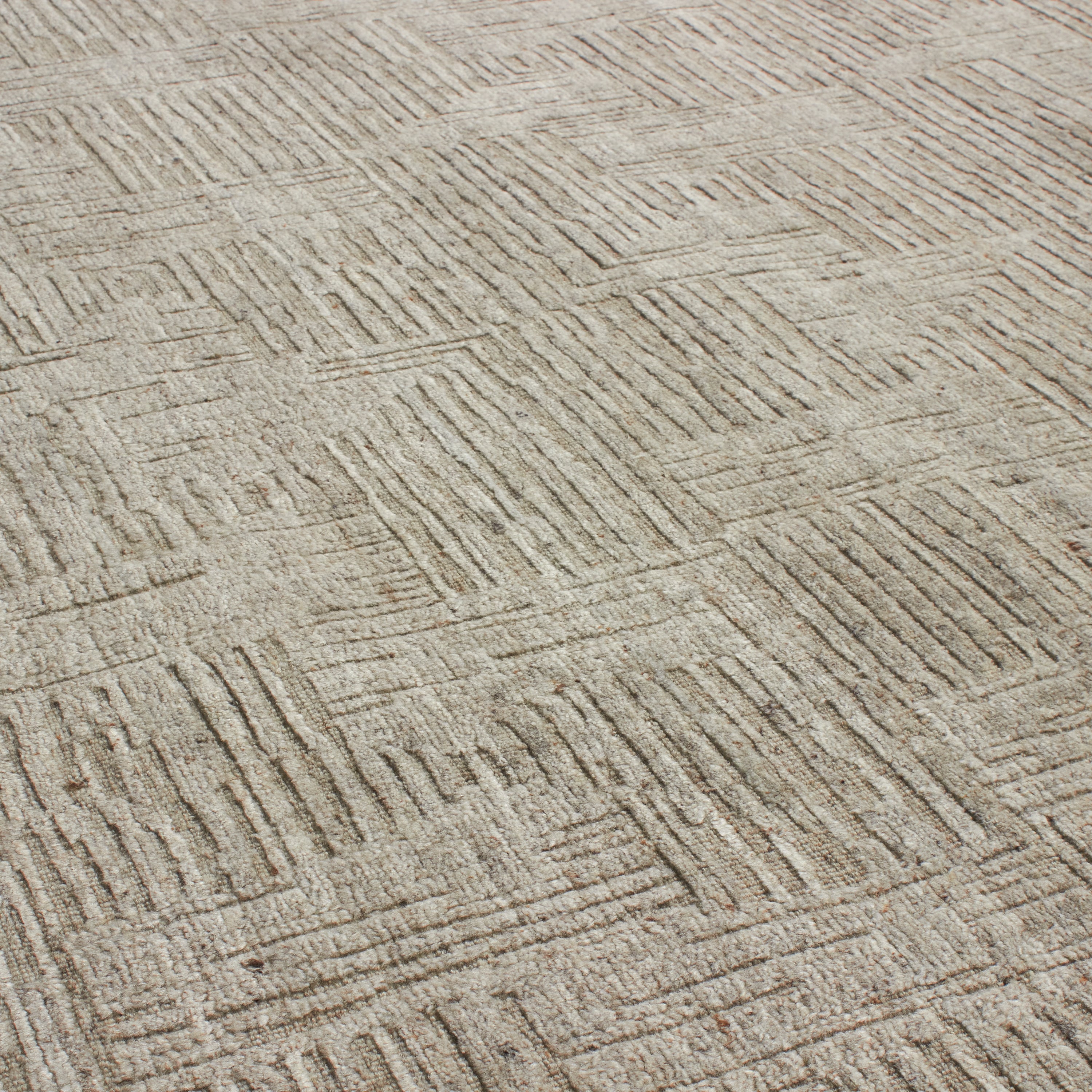 At Mkt, we believe rug design is a fine balance of modernity and tradition.