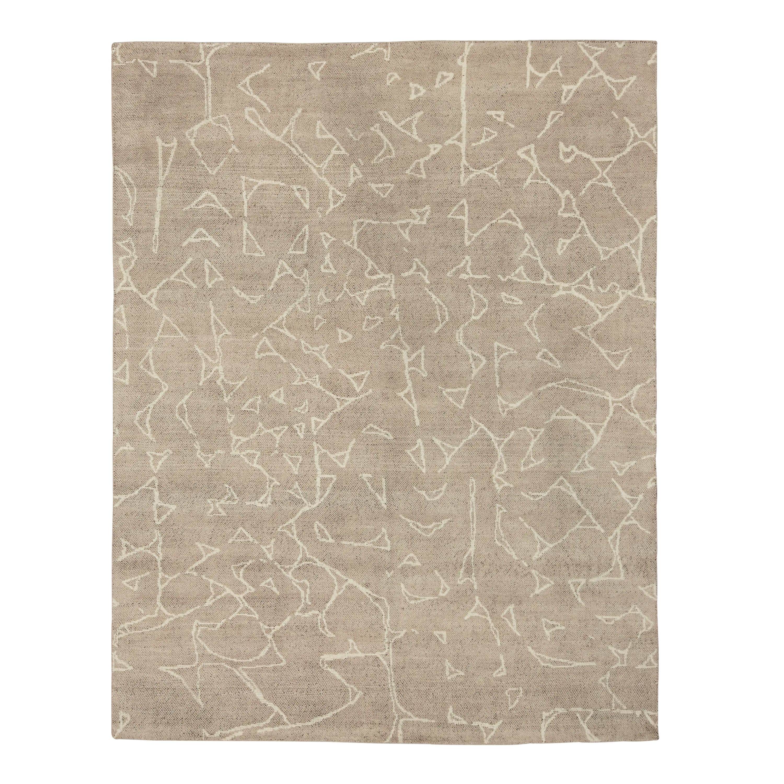 At Mkt, we believe rug design is a fine balance of modernity and tradition.
