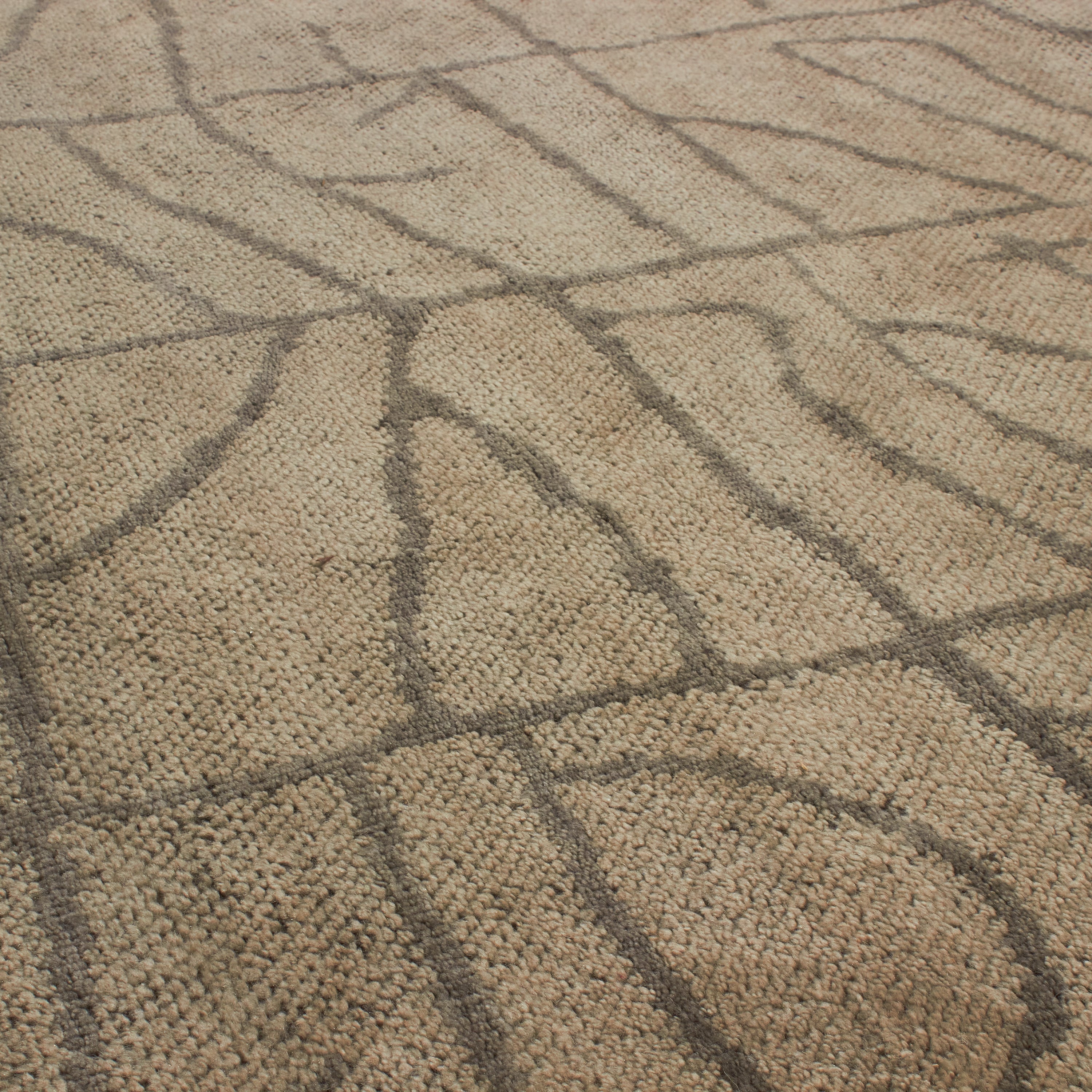At Mkt, we believe rug design is a fine balance of modernity and tradition.