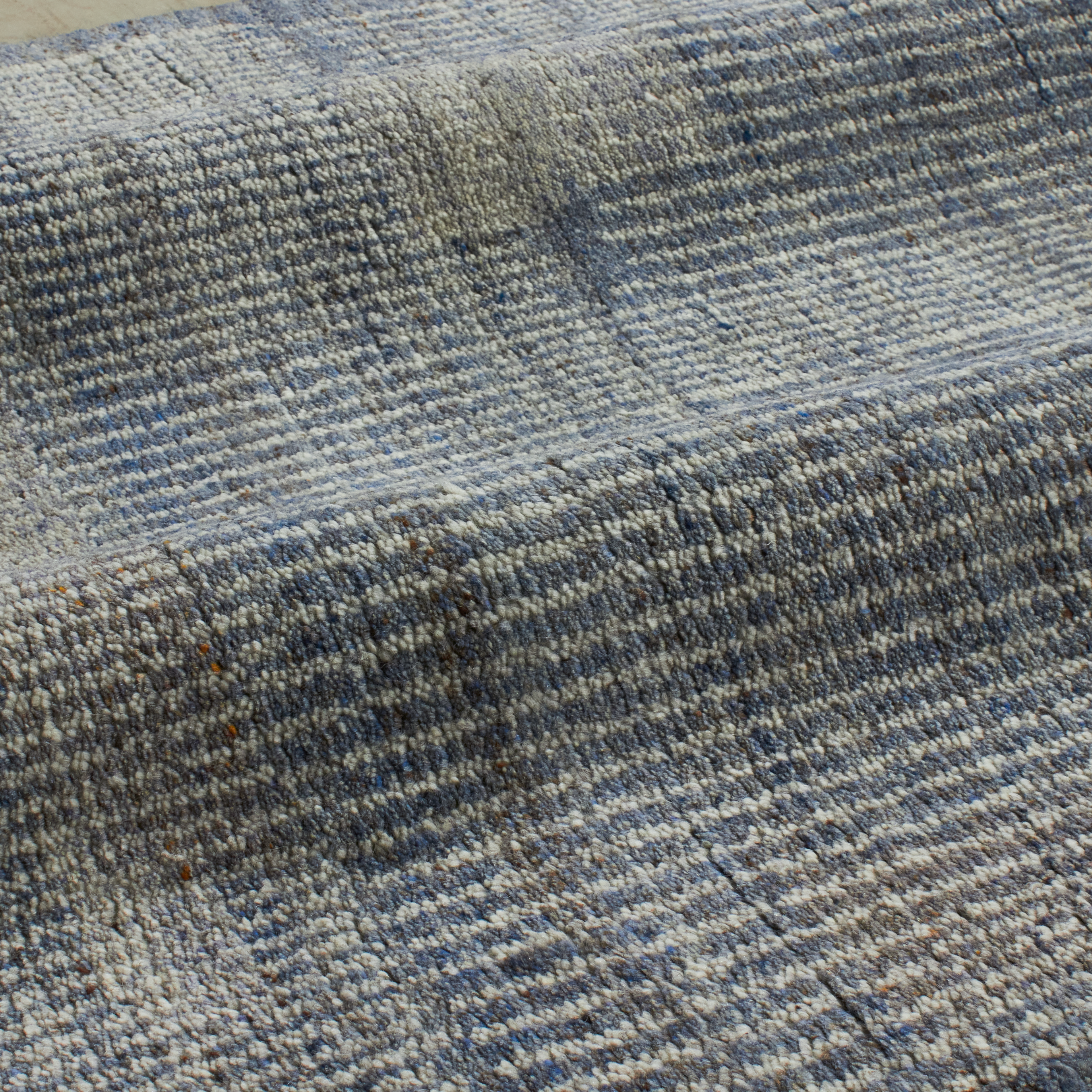 Atom Charcoal/Blue
