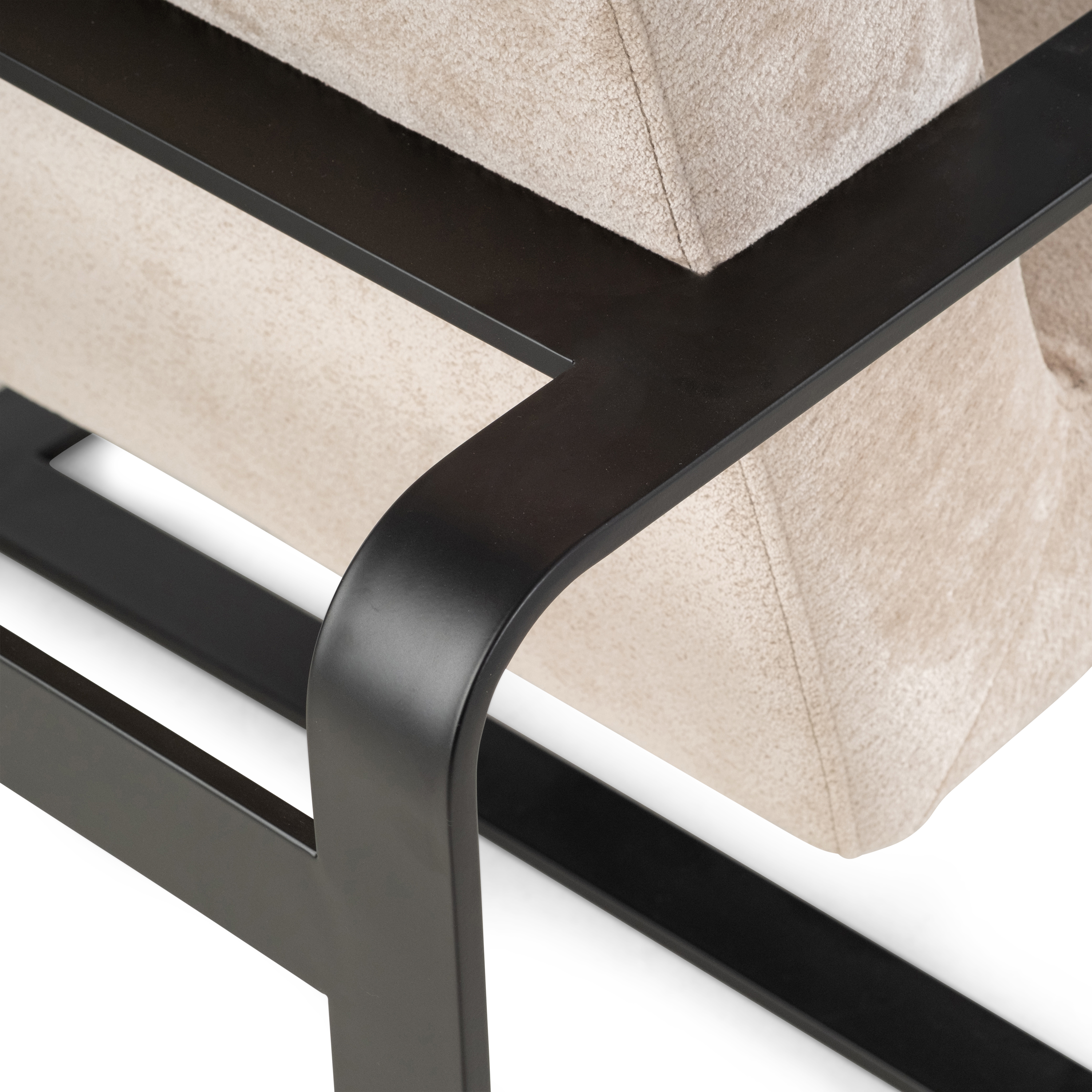 Maddox Lounge Chair