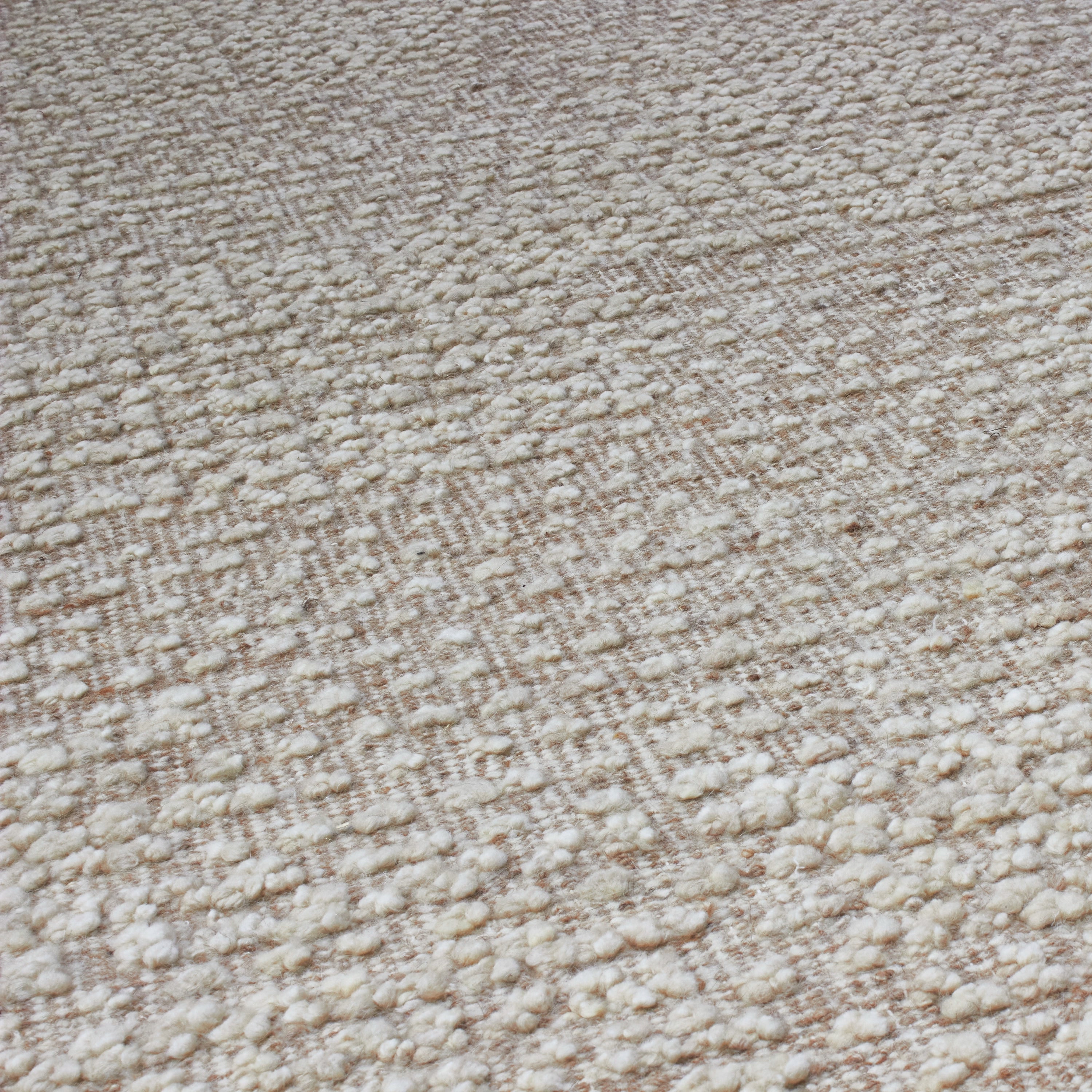 Hinata Beige