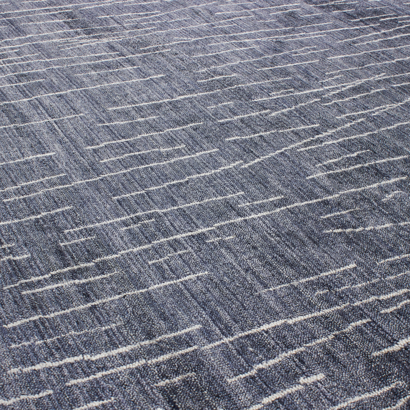 At Mkt, we believe rug design is a fine balance of modernity and tradition.
