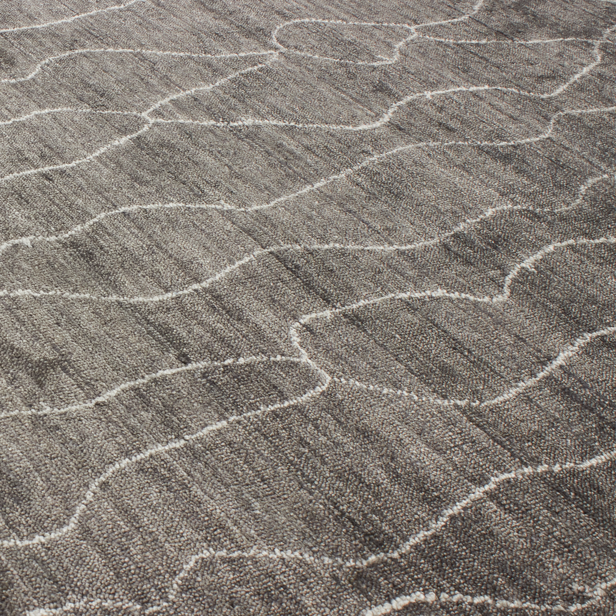 At Mkt, we believe rug design is a fine balance of modernity and tradition.