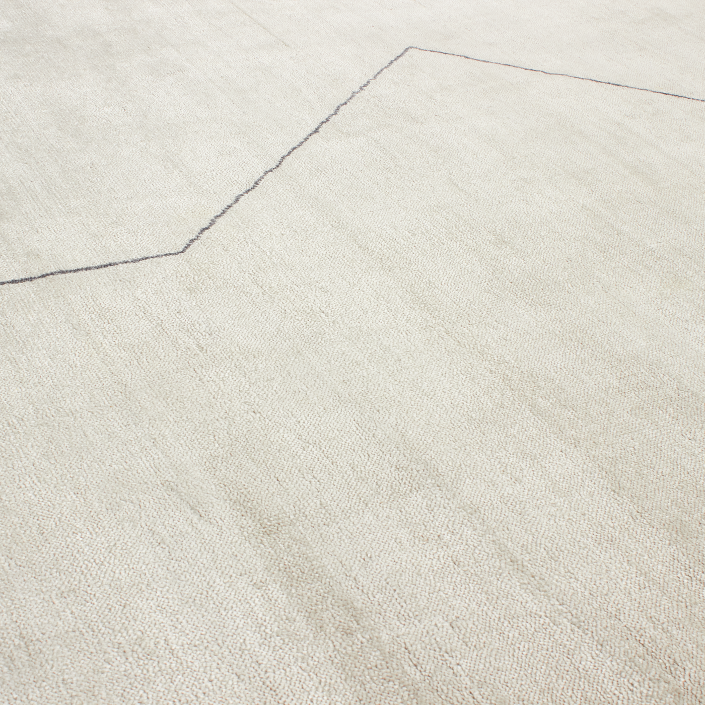 At Mkt, we believe rug design is a fine balance of modernity and tradition.
