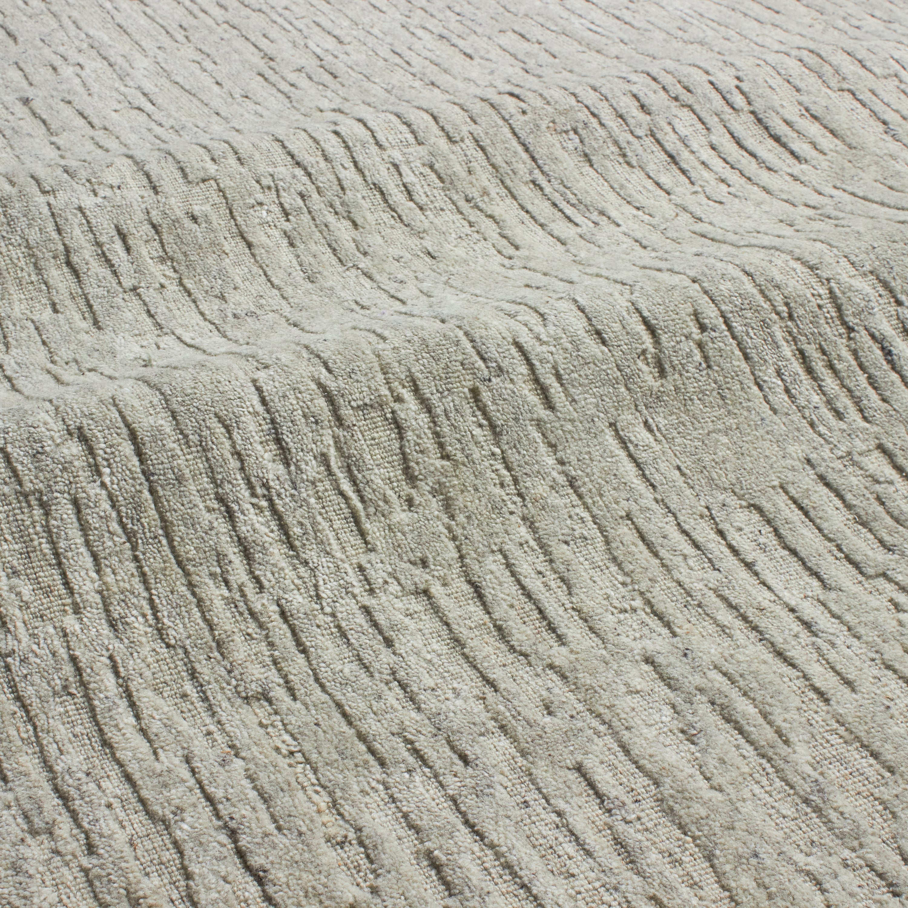 At Mkt, we believe rug design is a fine balance of modernity and tradition.