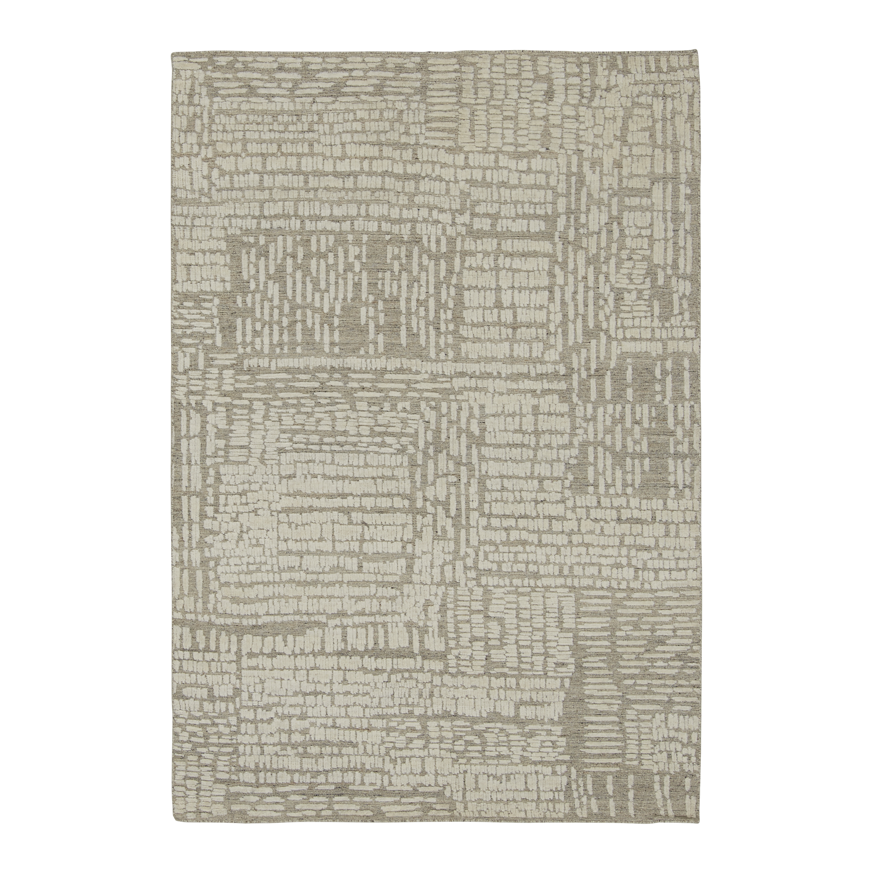 At Mkt, we believe rug design is a fine balance of modernity and tradition.