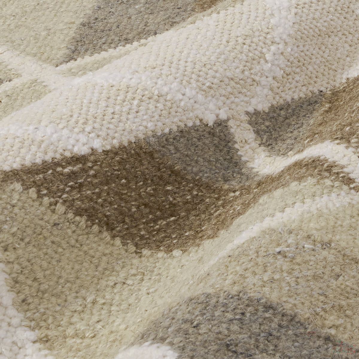 Errick Ivory/Beige