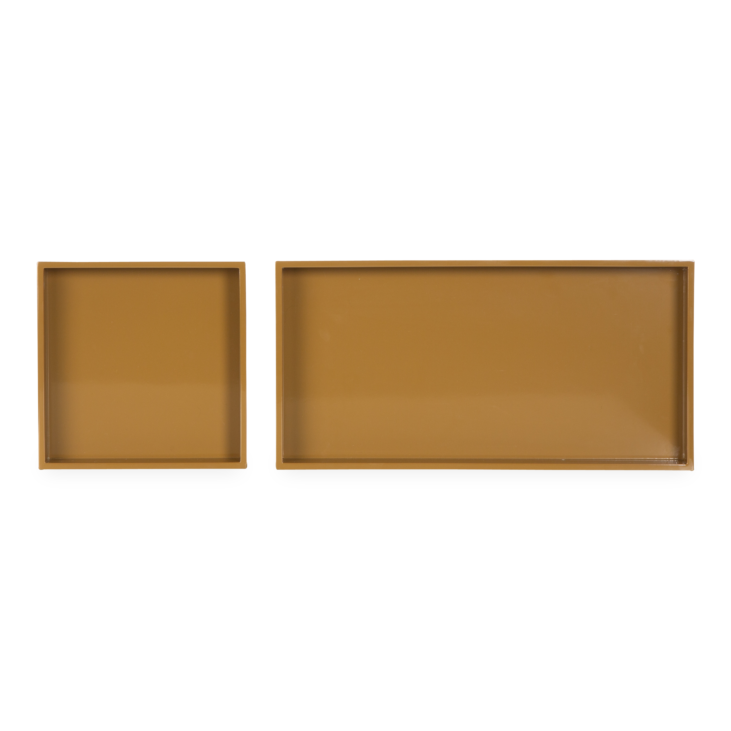 Characterized by its smooth exterior and sophisticated design, the Lacquer Tray is carefully handmade using old traditional techniques.